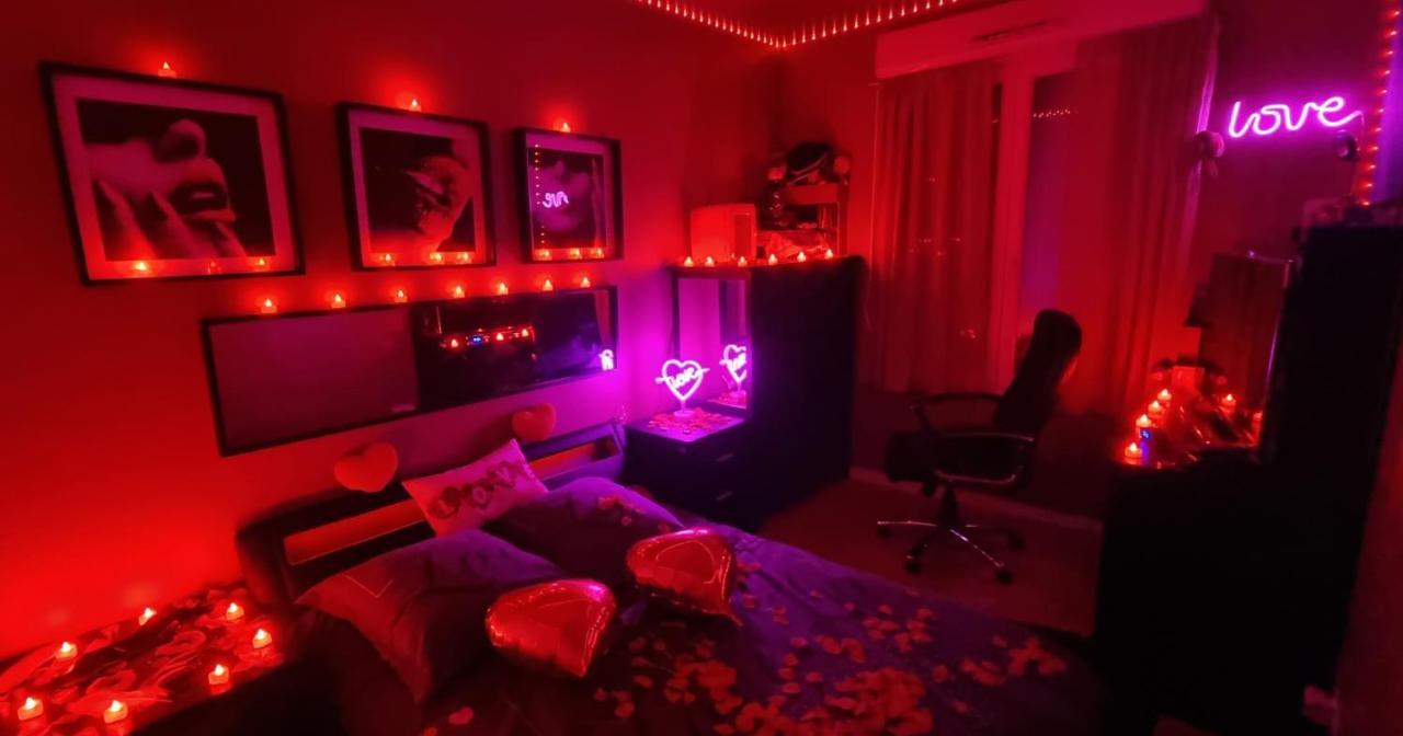 Love Room Sexy Love Cosy Lib Proche Centre Gare A Pied Aulnay-sous-Bois Exteriör bild
